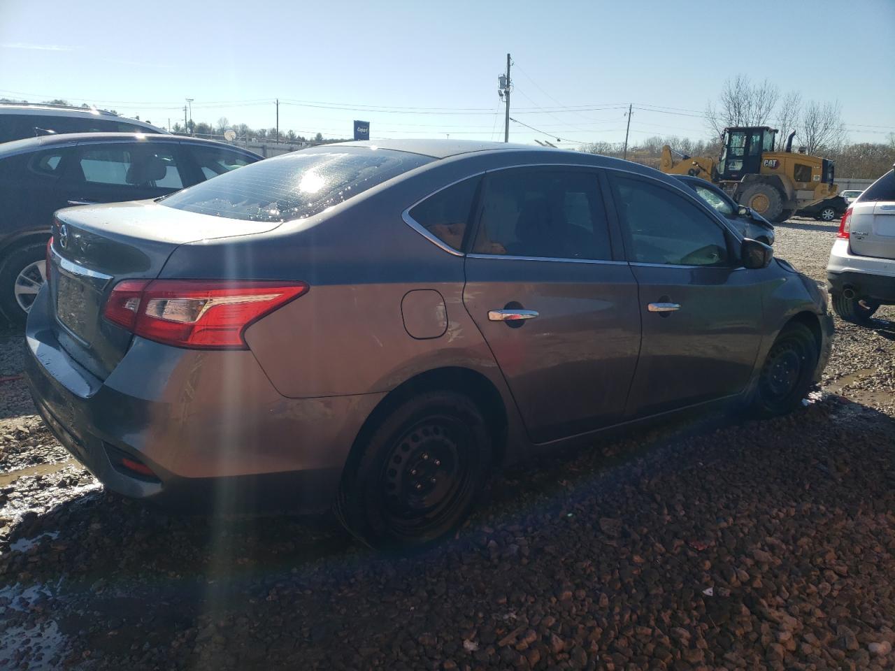 2017 NISSAN SENTRA S - Фото 3