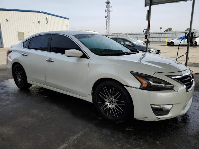 2015 Nissan Altima 2.5 - Фото 4