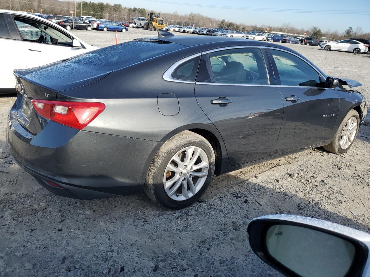 2017 CHEVROLET MALIBU LT - Image 3