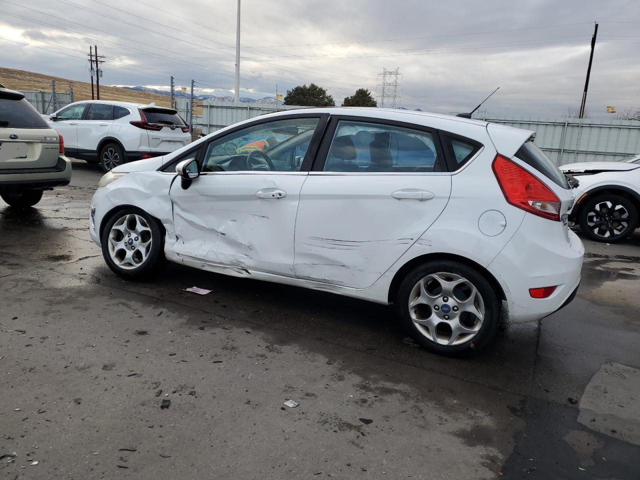 2012 FORD FIESTA SES - Image 2