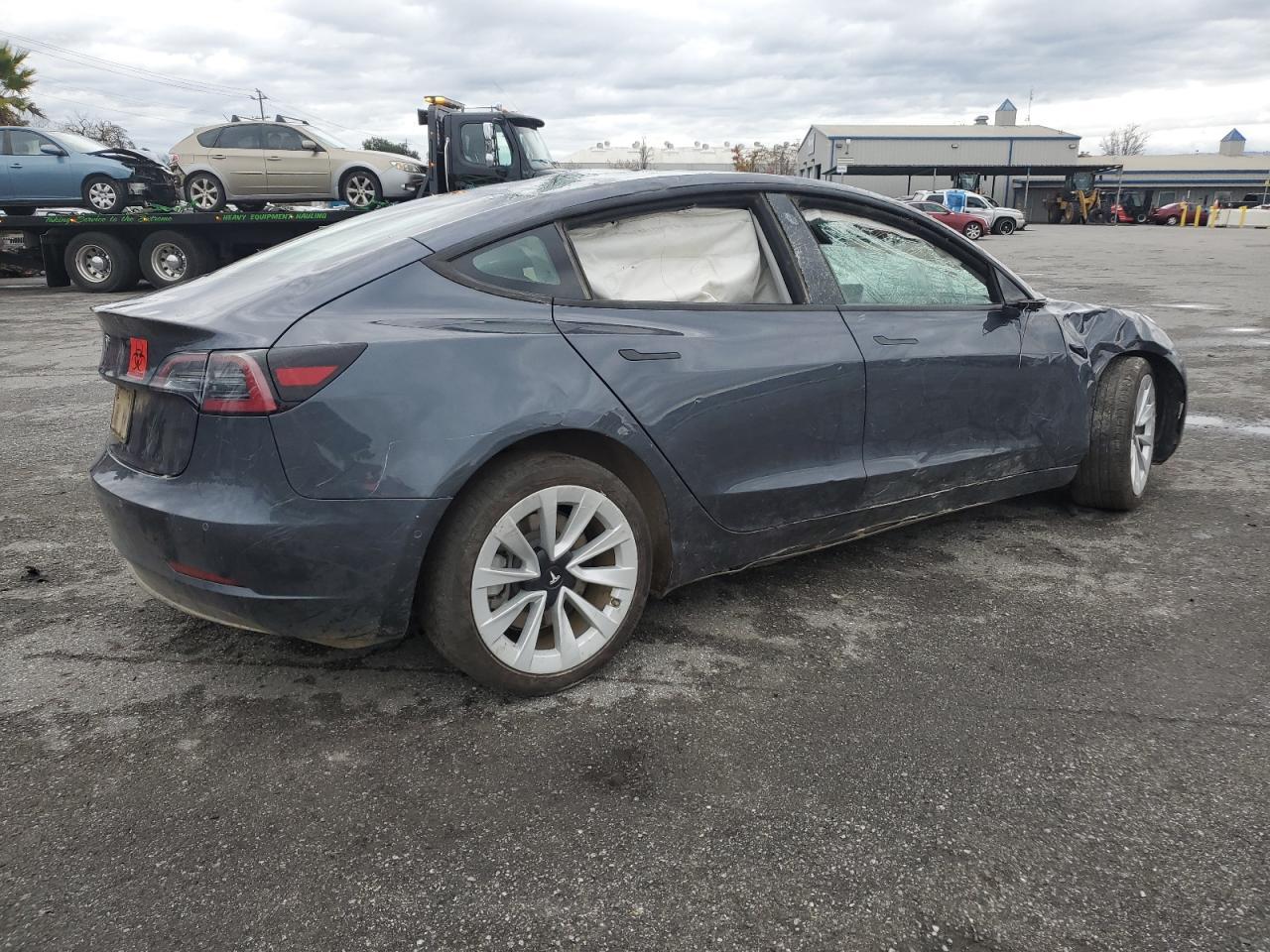 2022 TESLA MODEL 3 - Image 3