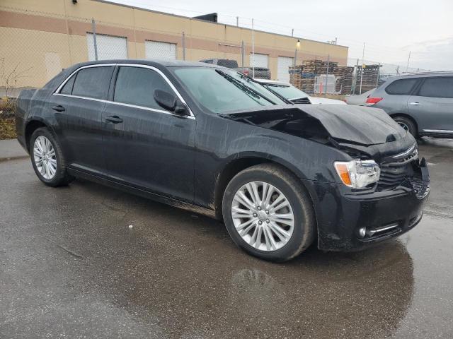 2014 Chrysler 300 - Image 4
