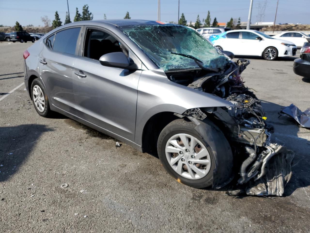 2018 HYUNDAI ELANTRA SE - Фото 4