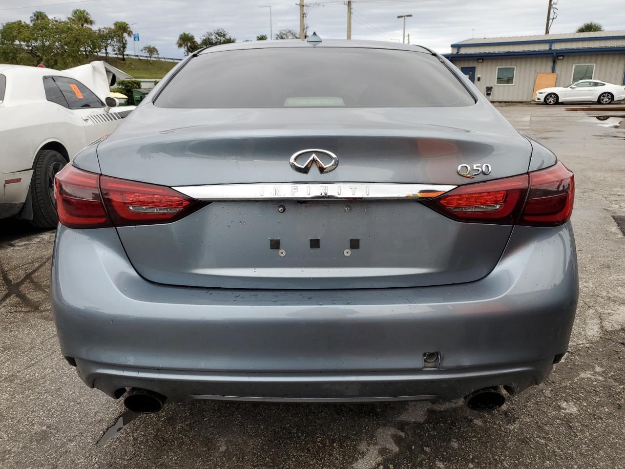 2018 INFINITI Q50 LUXE - Фото 6