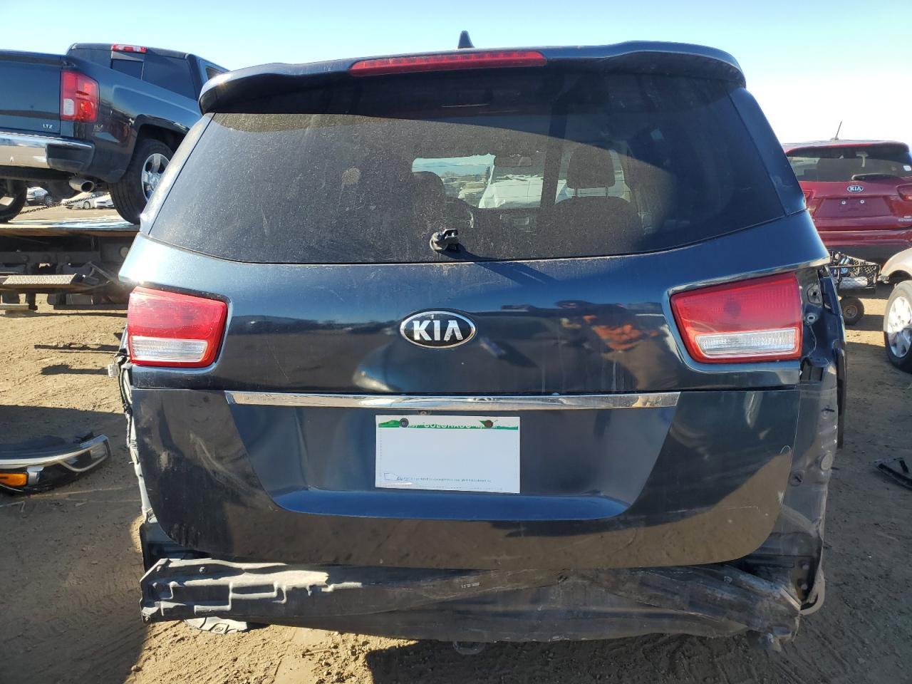 2016 KIA SEDONA LX - Фото 6