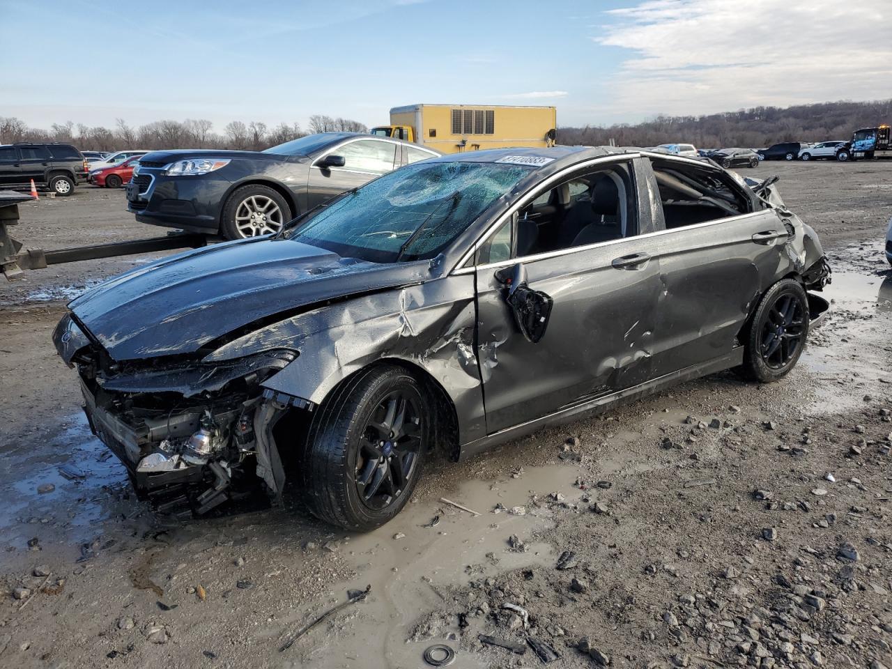 2016 FORD FUSION SE car image