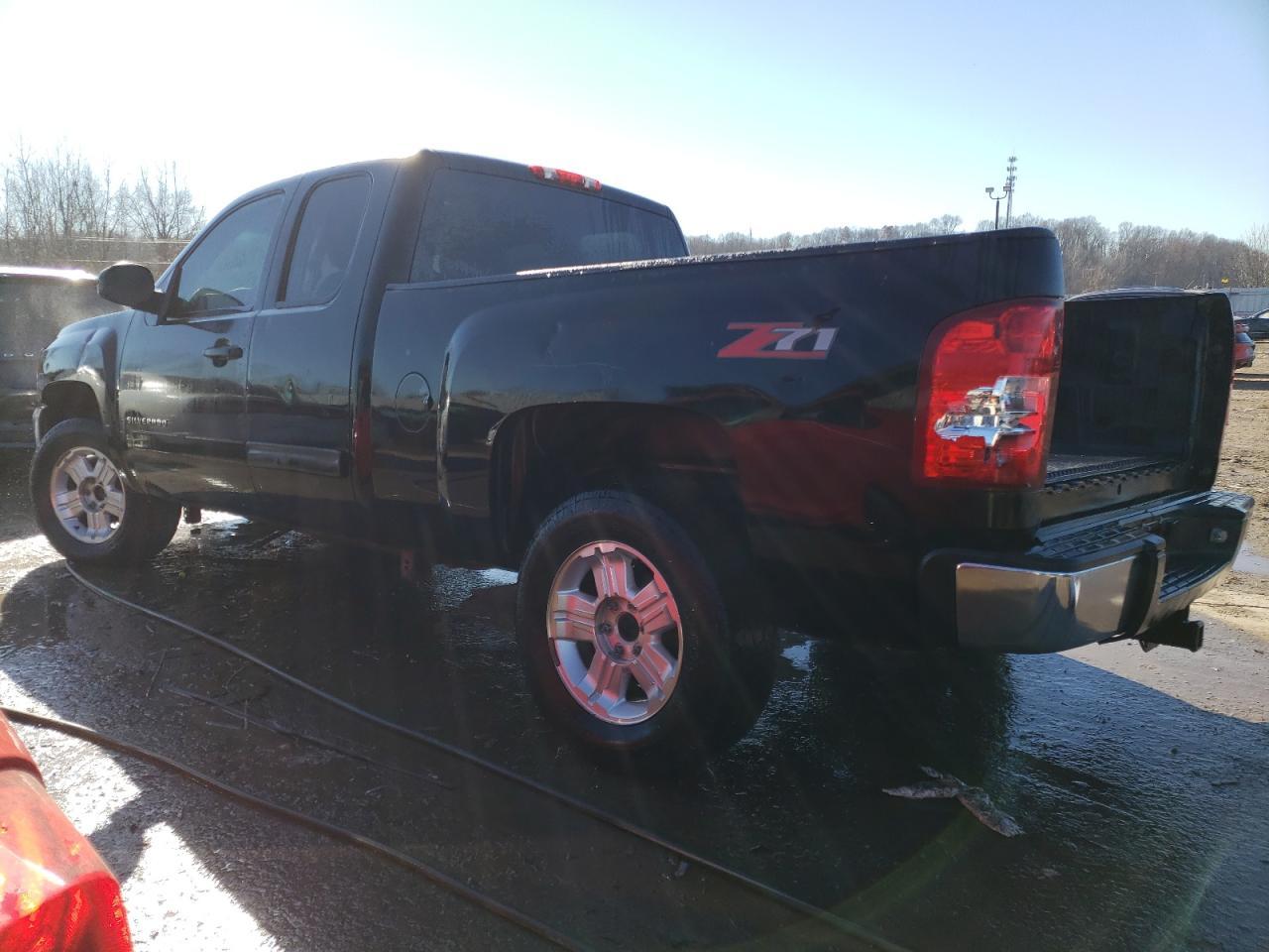 2012 CHEVROLET SILVERADO - Фото 2