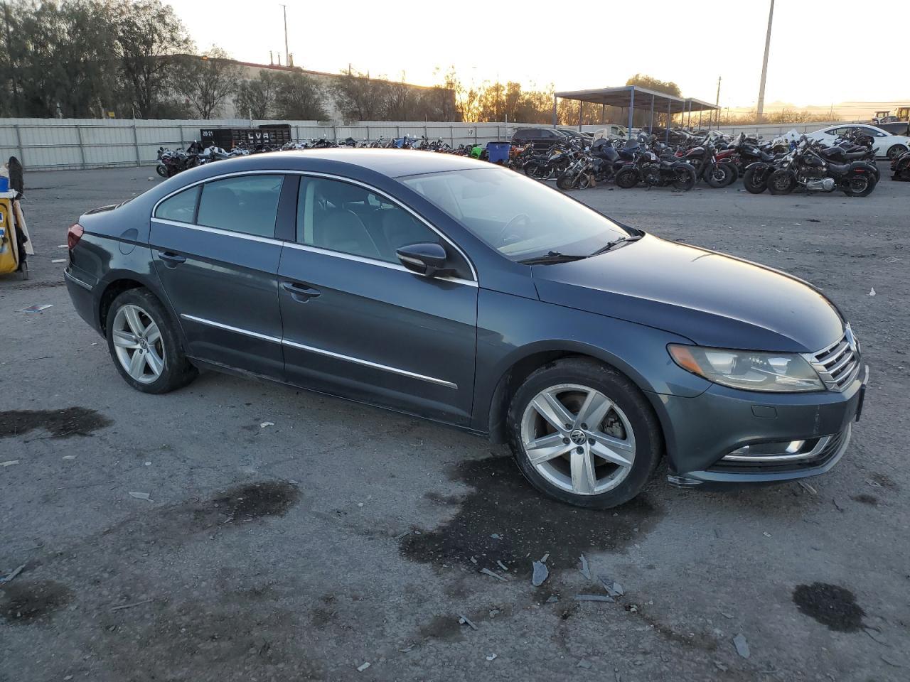 2013 VOLKSWAGEN CC SPORT - Image 4