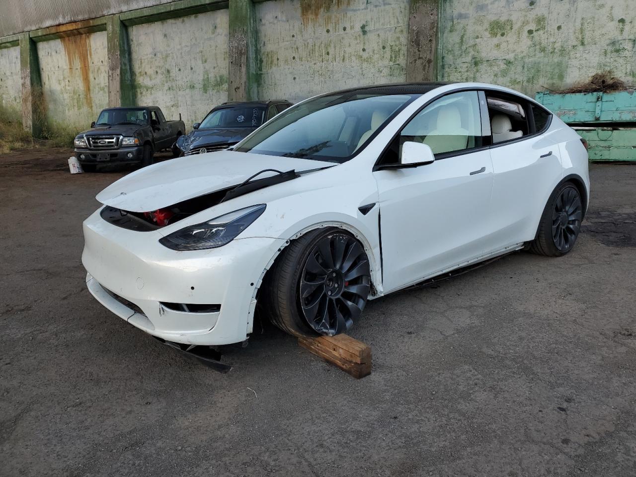 2022 TESLA MODEL Y