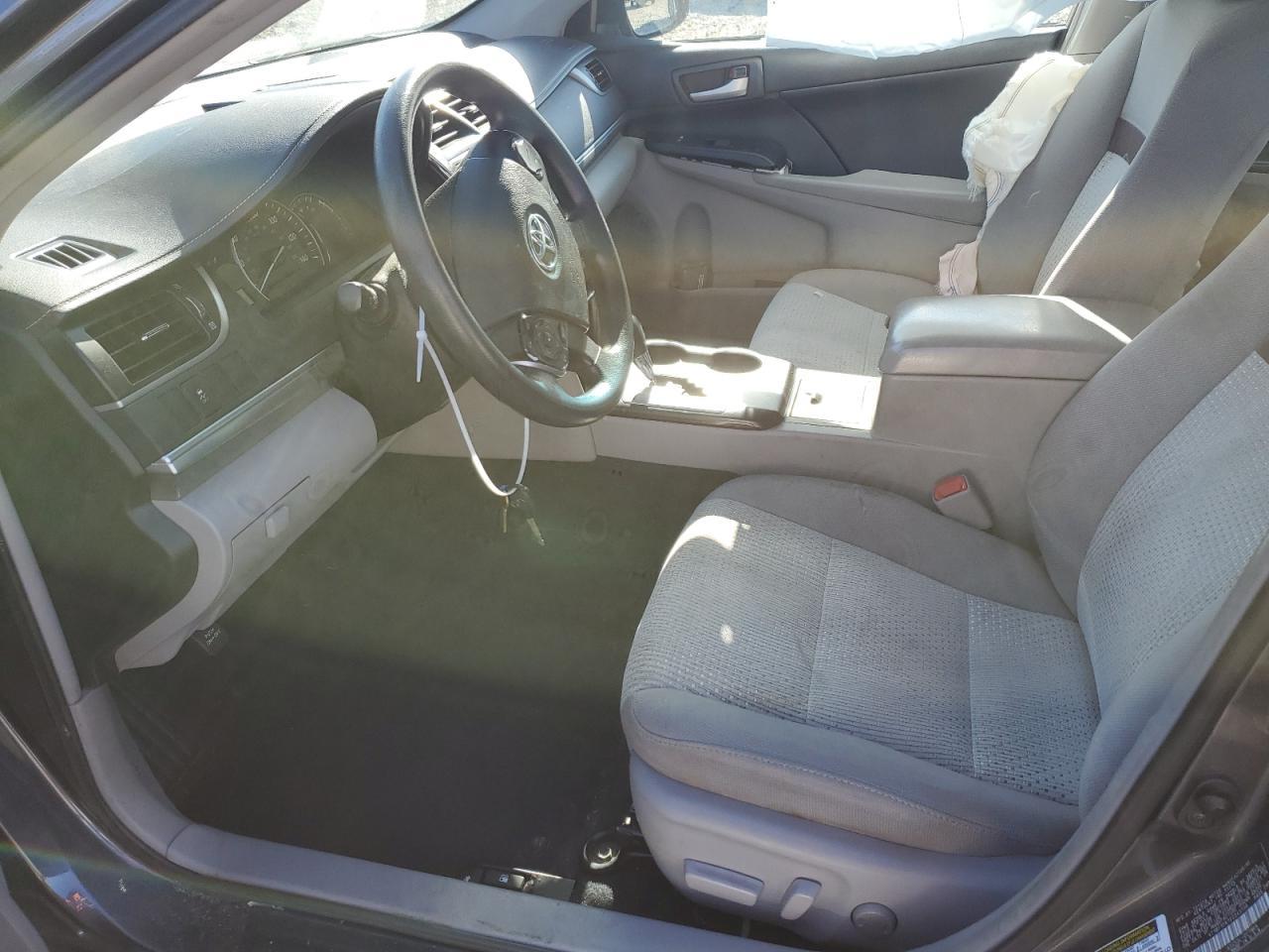 2014 TOYOTA CAMRY L - Image 7