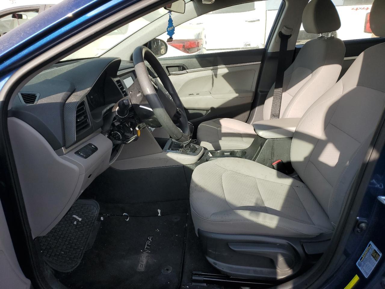 2019 HYUNDAI ELANTRA SE - Фото 7