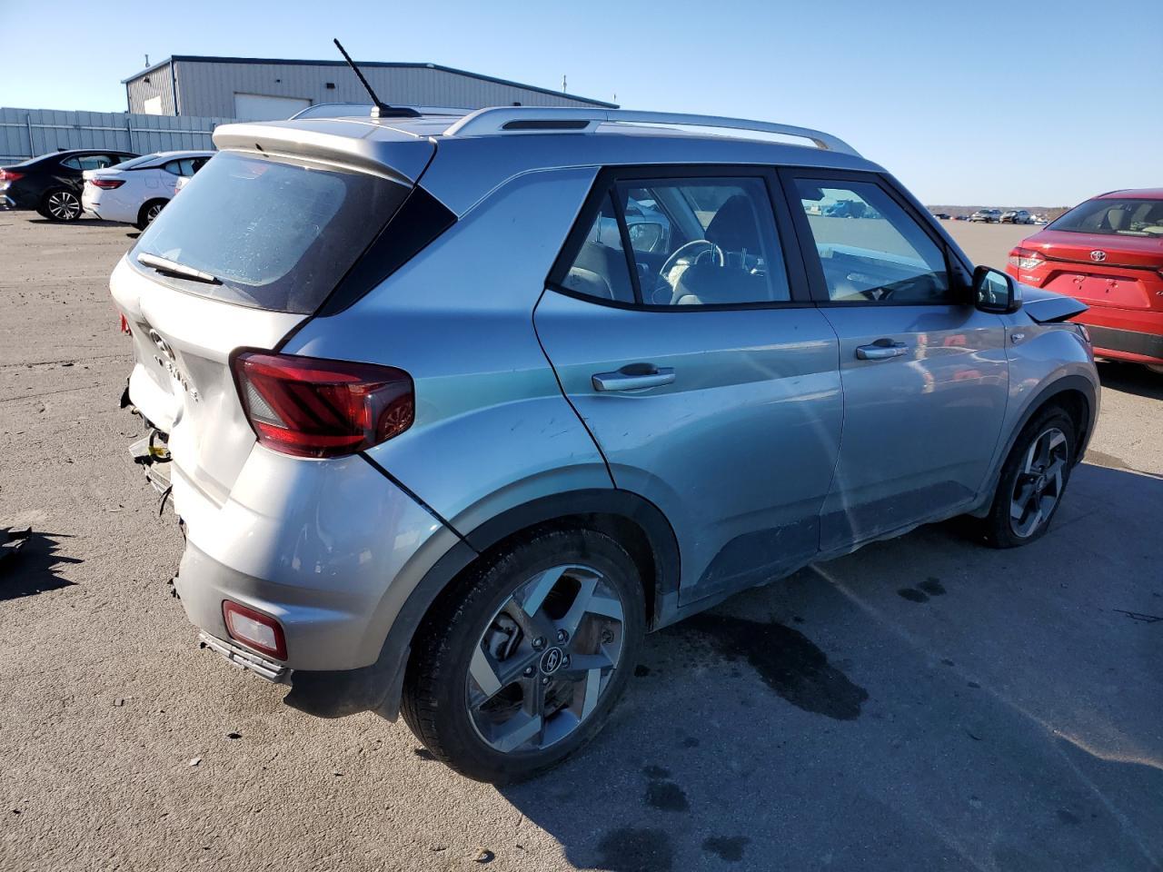 2023 HYUNDAI VENUE SEL - Image 3