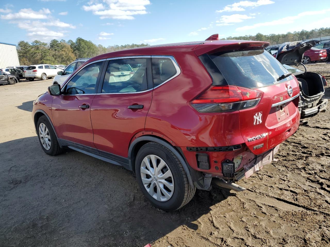 2017 NISSAN ROGUE S - Фото 2