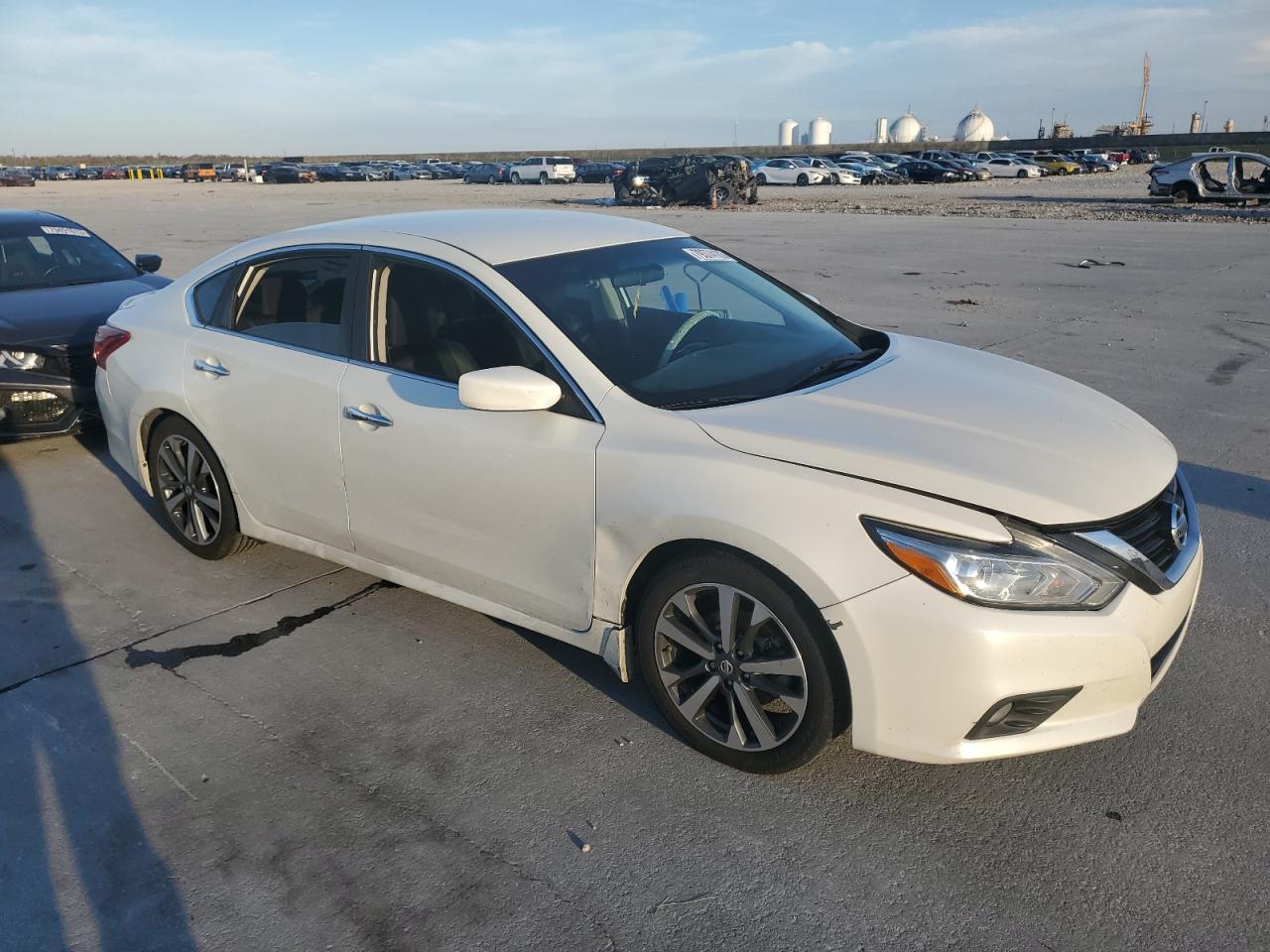 2017 NISSAN ALTIMA 2.5 - Image 4