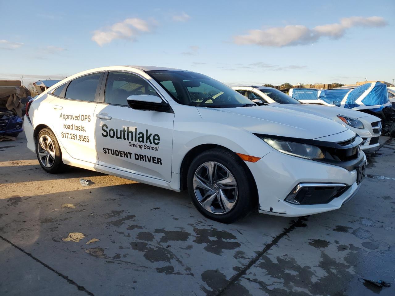 2019 HONDA CIVIC LX - Image 4