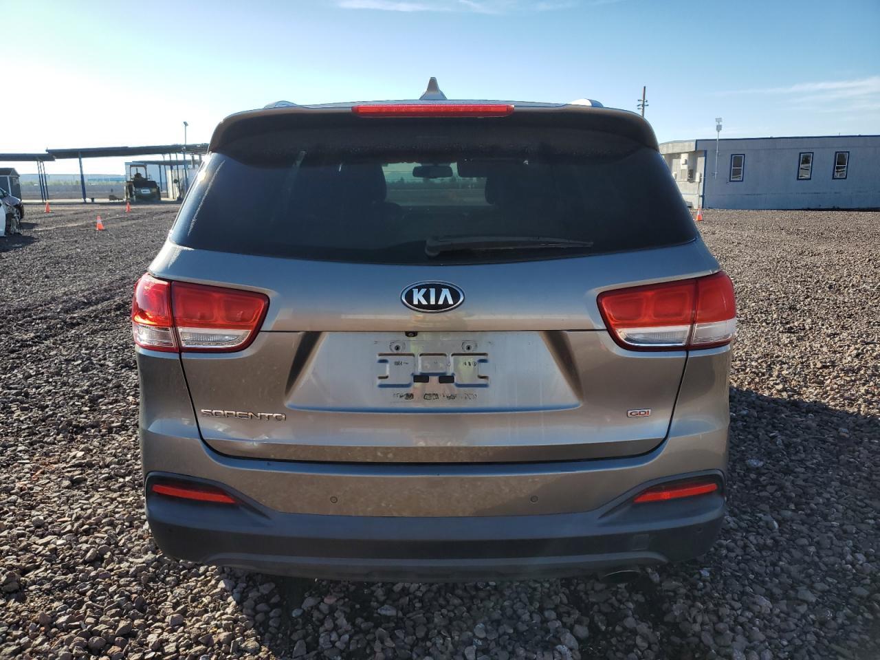 2016 KIA SORENTO LX - Image 6