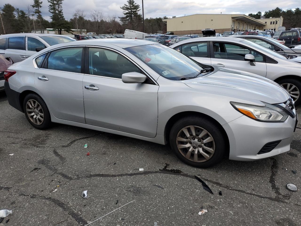 2017 NISSAN ALTIMA 2.5 - Image 4