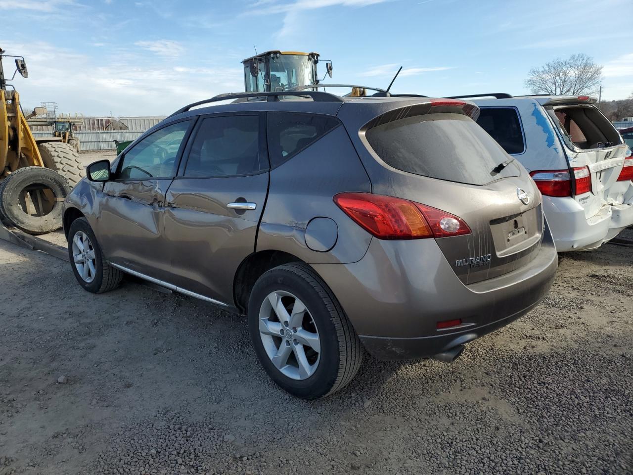 2010 NISSAN MURANO S - Image 2