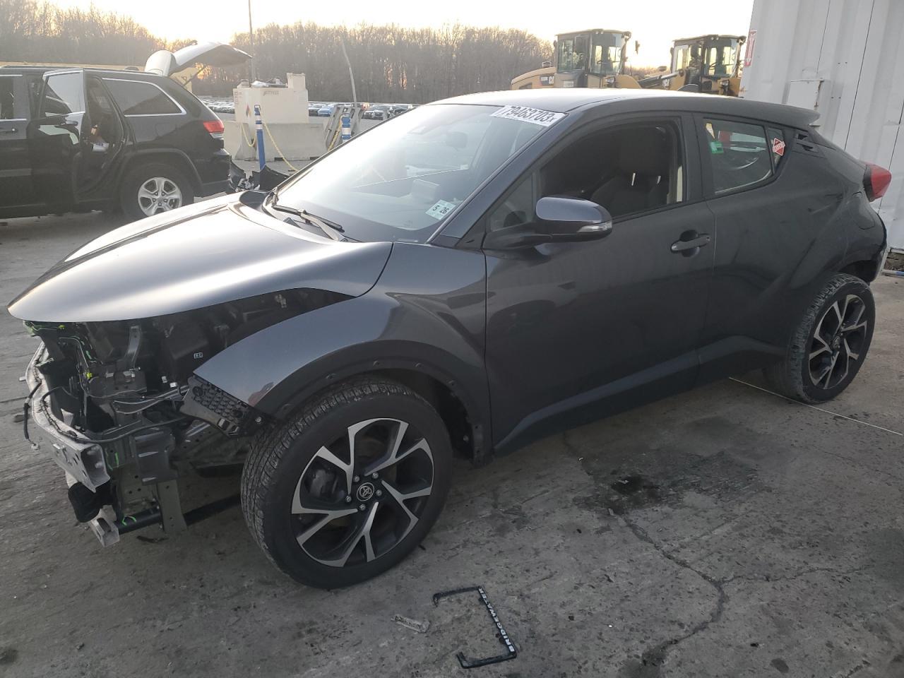 2021 TOYOTA C-HR XLE car image