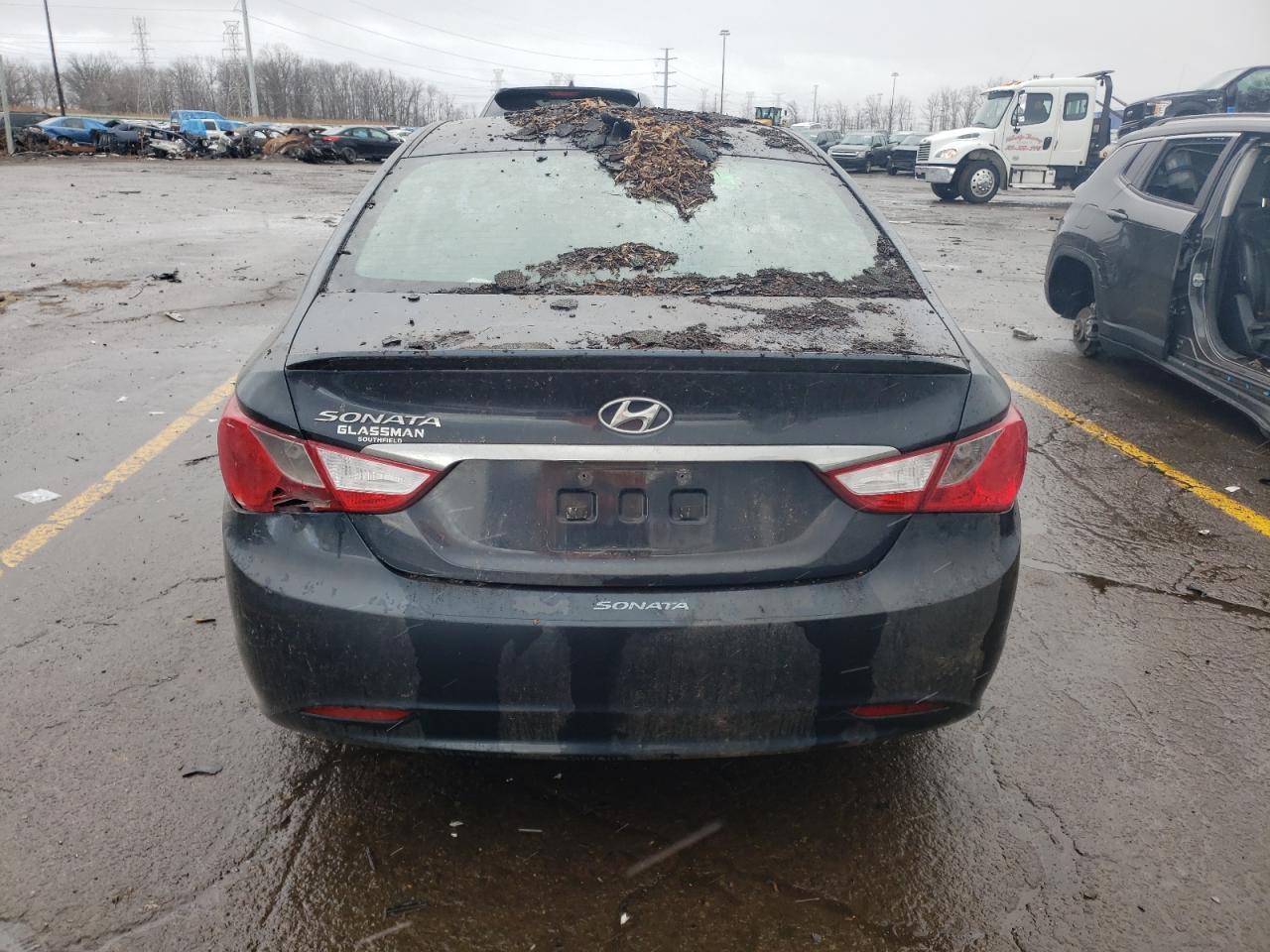 2013 HYUNDAI SONATA GLS - Image 6