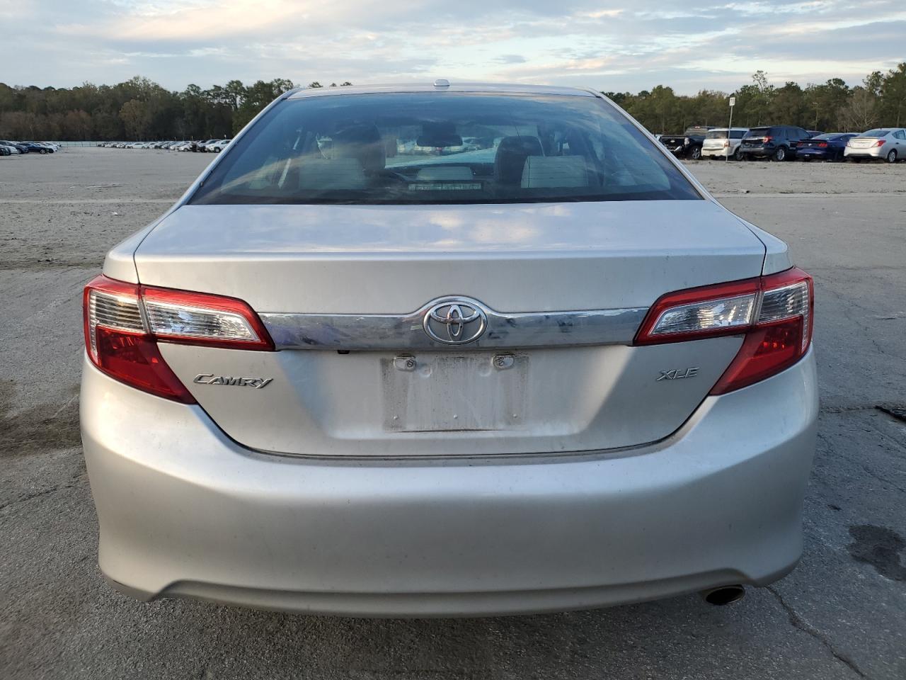 2014 TOYOTA CAMRY L - Image 6