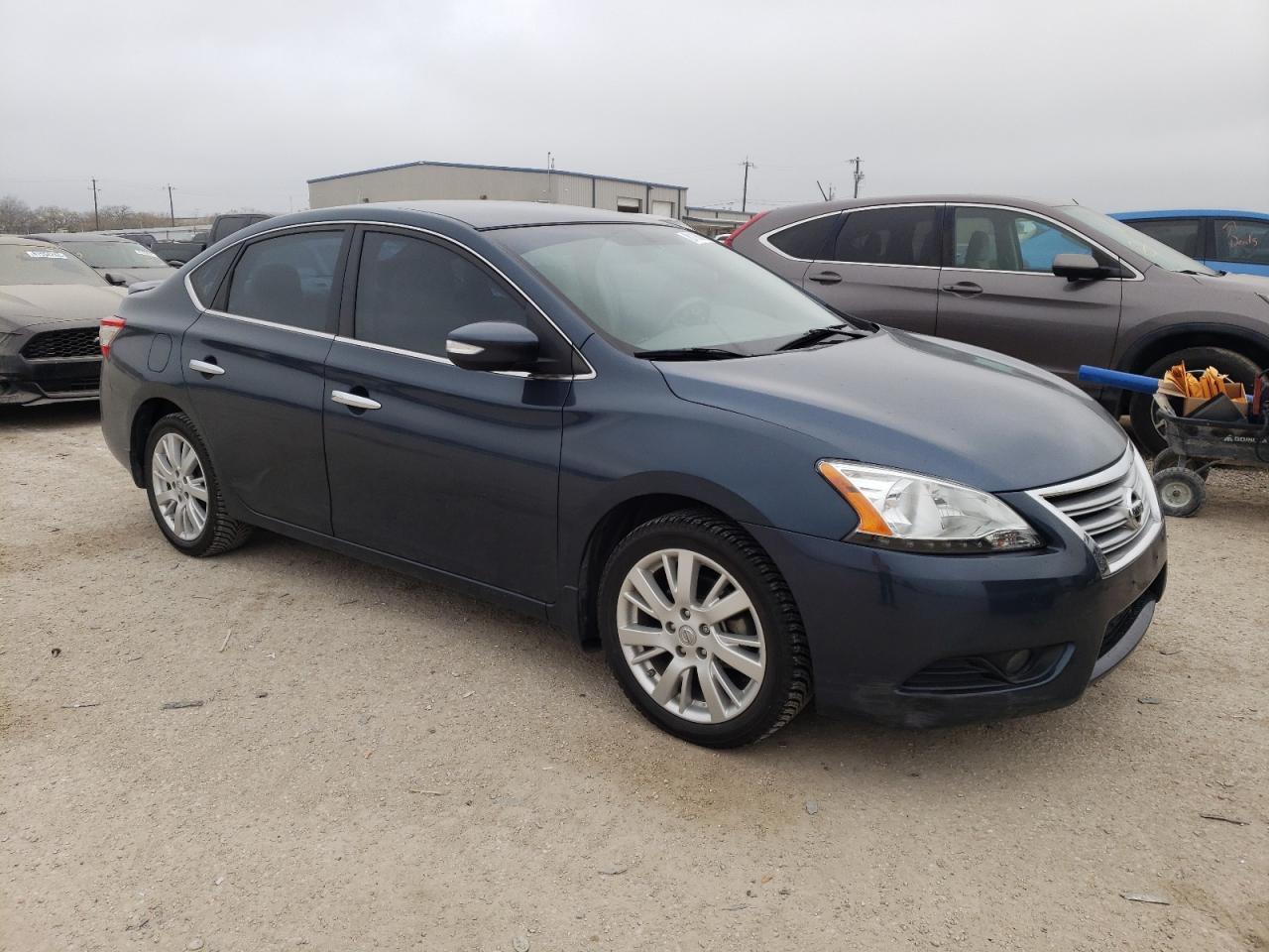 2013 NISSAN SENTRA S - Фото 4