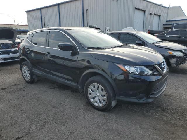 2017 Nissan Rogue Sport S - Фото 4