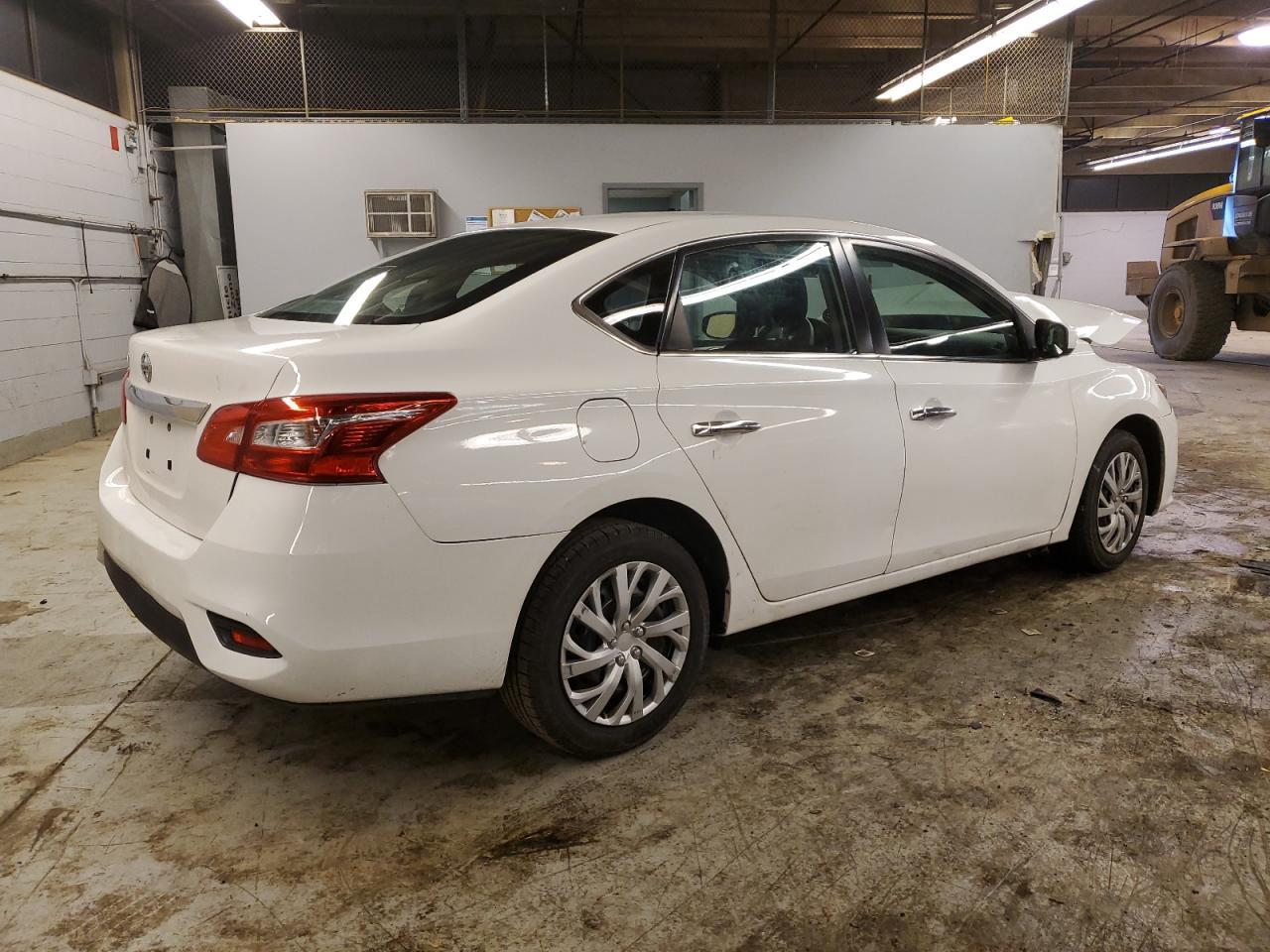 2018 NISSAN SENTRA S - Фото 3