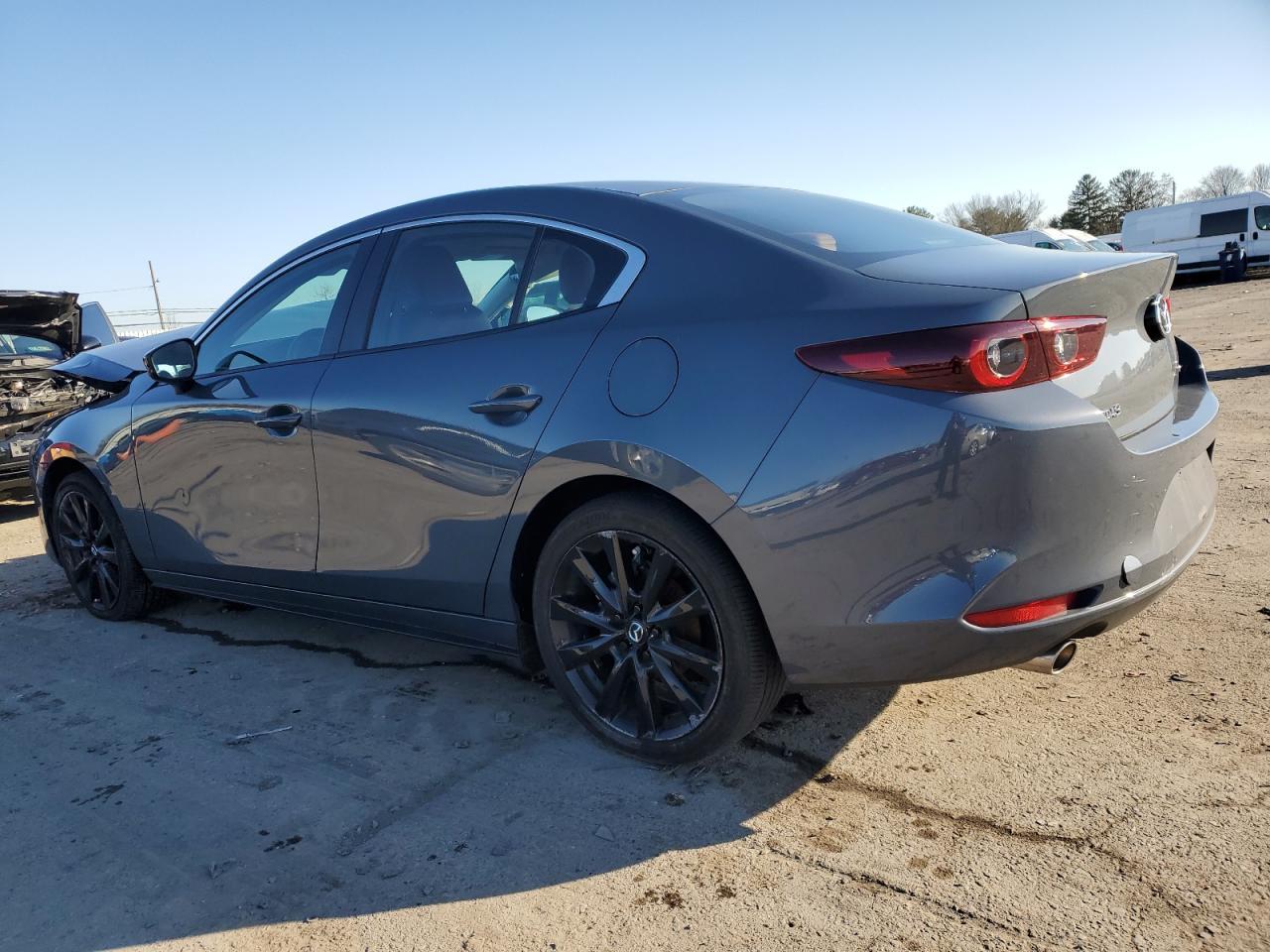 2023 MAZDA 3 PREFERRE - Фото 2