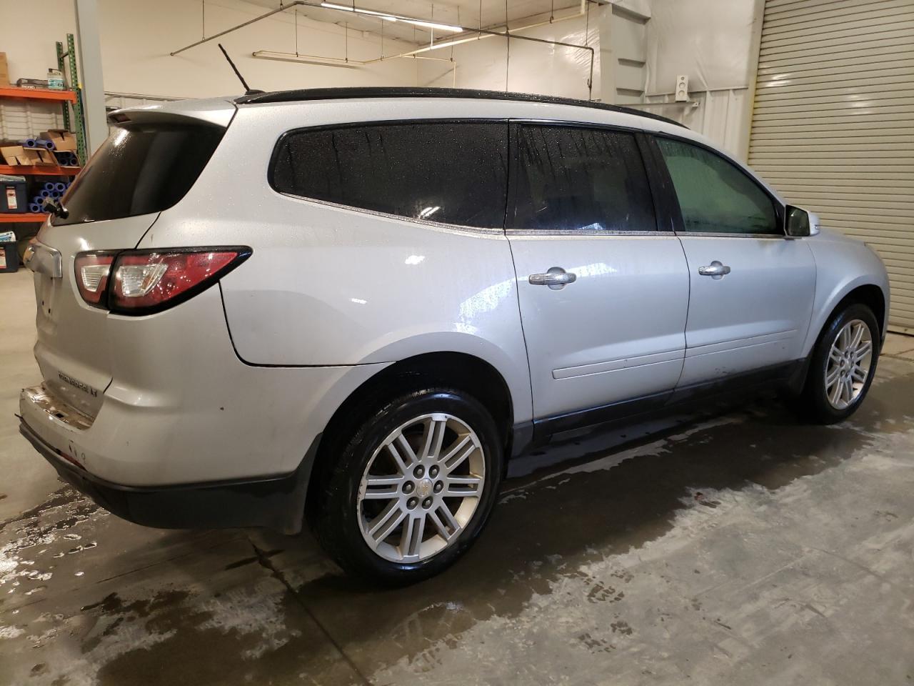 2015 CHEVROLET TRAVERSE L - Image 3