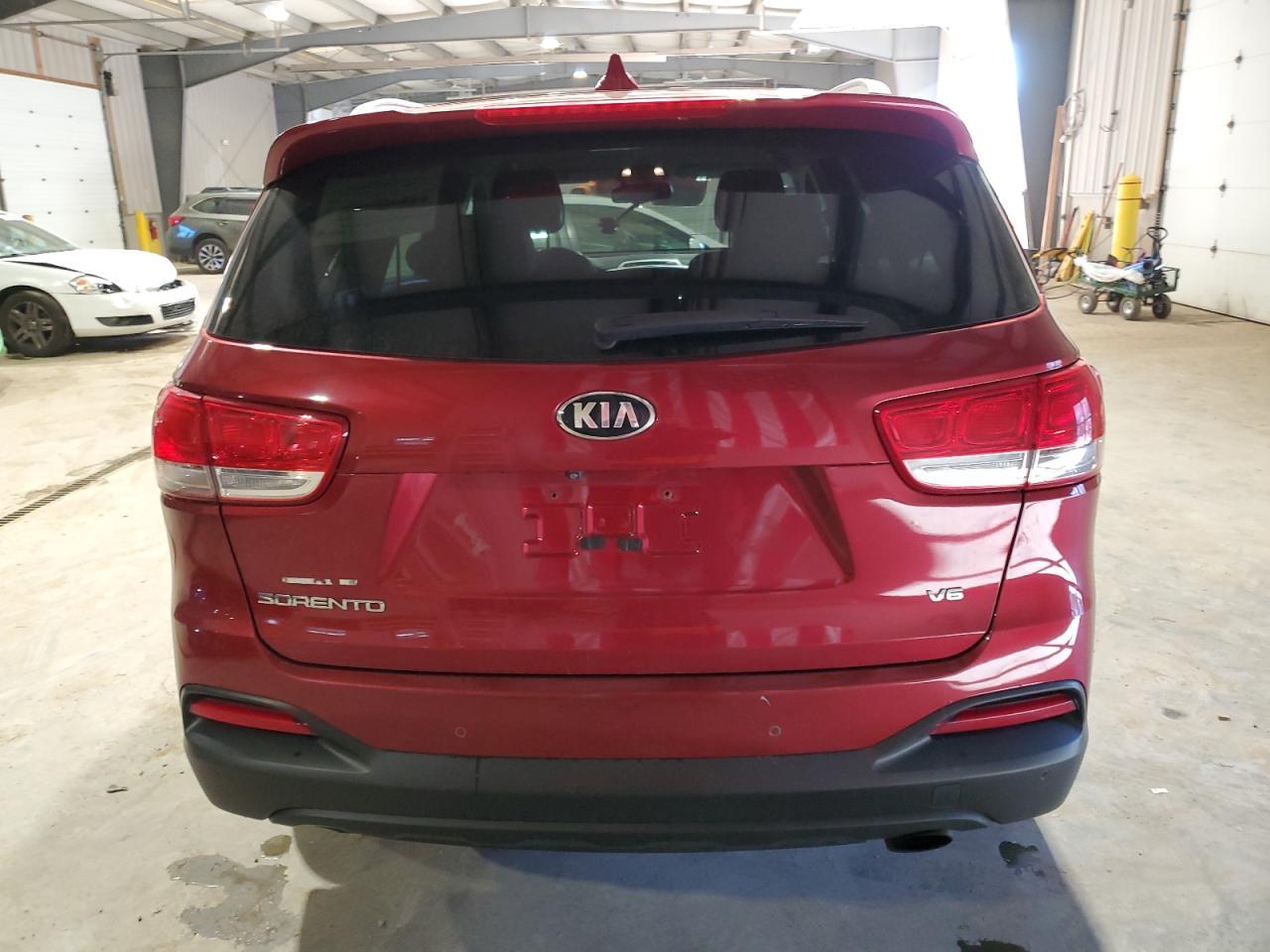 2016 KIA SORENTO LX - Image 6
