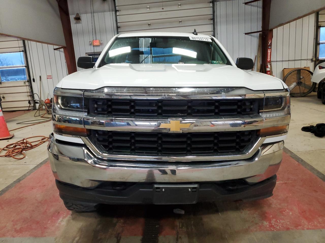 2017 CHEVROLET SILVERADO - Image 5