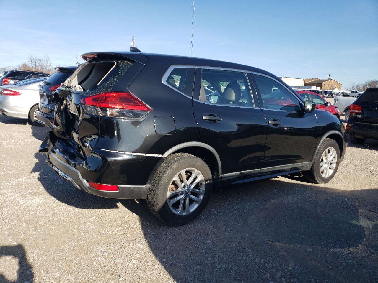 2017 NISSAN ROGUE S - Фото 3
