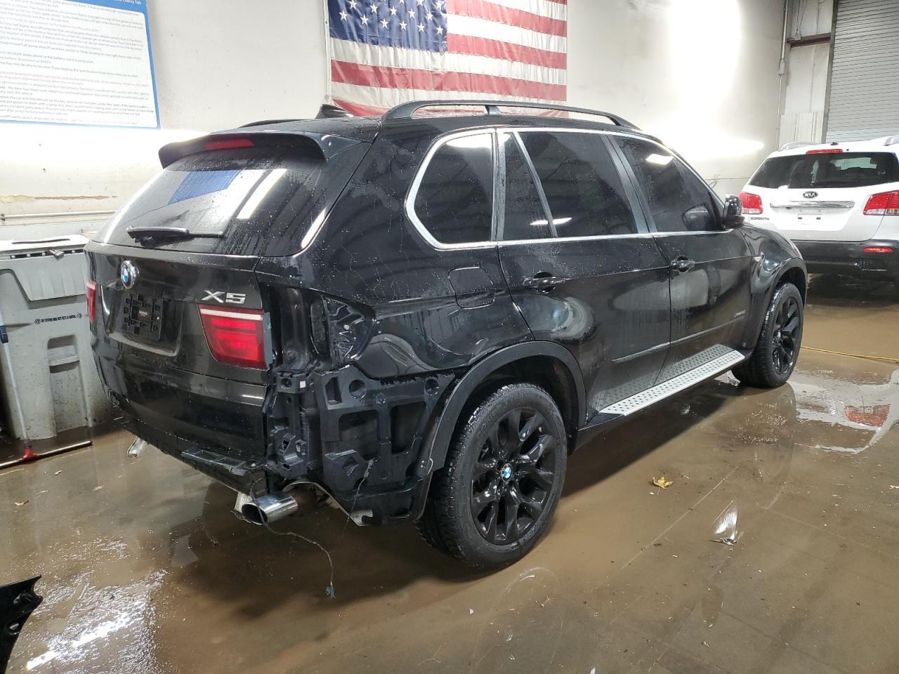 2013 BMW X5 XDRIVE3 - Image 3