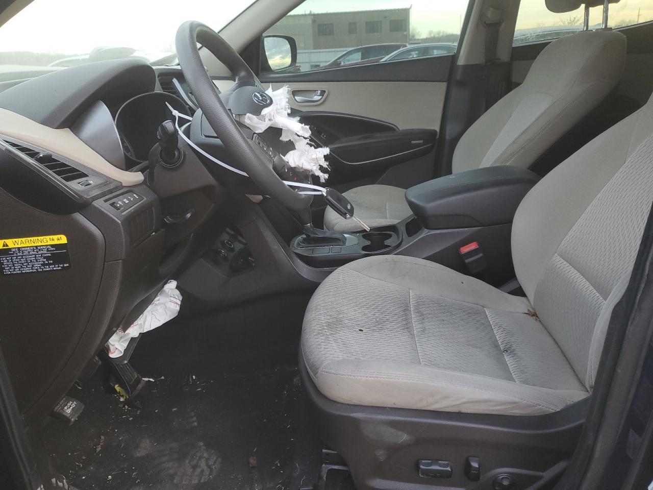 2017 HYUNDAI SANTA FE S - Image 7