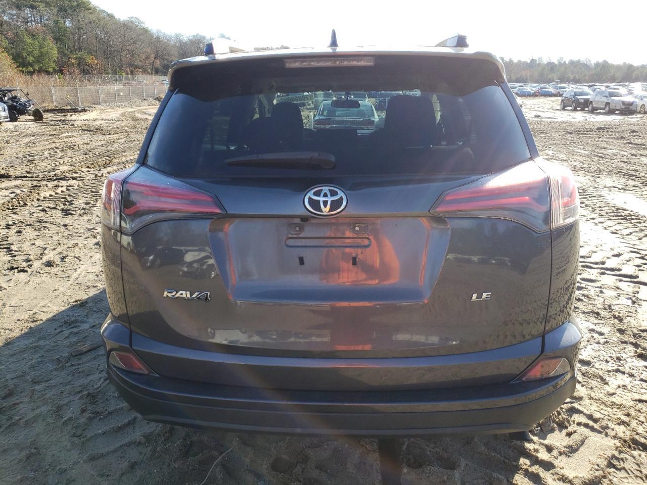 2016 TOYOTA RAV4 LE - Image 6