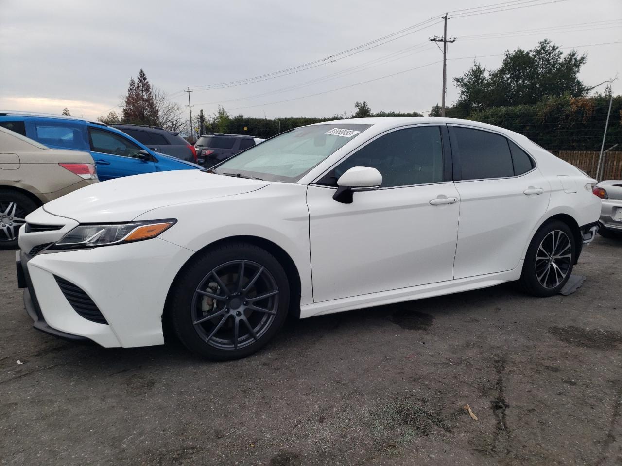 2018 TOYOTA CAMRY L car image