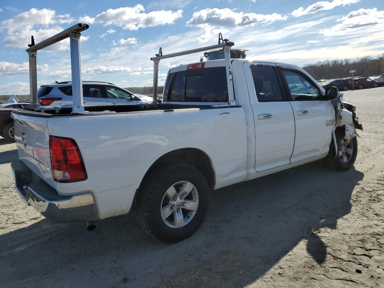 2014 RAM 1500 SLT - Фото 3