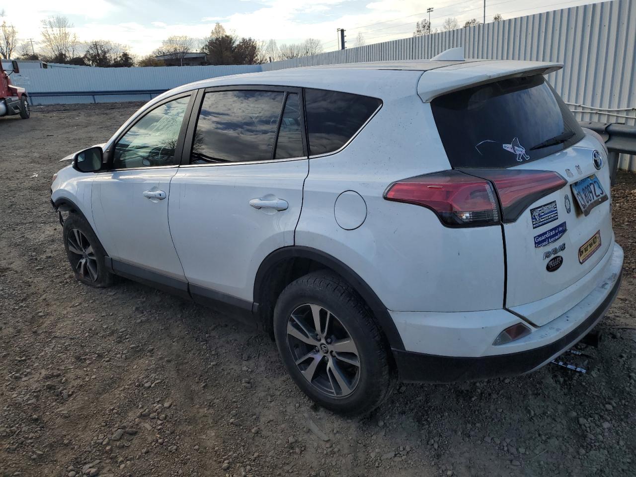 2018 TOYOTA RAV4 ADVEN - Фото 2