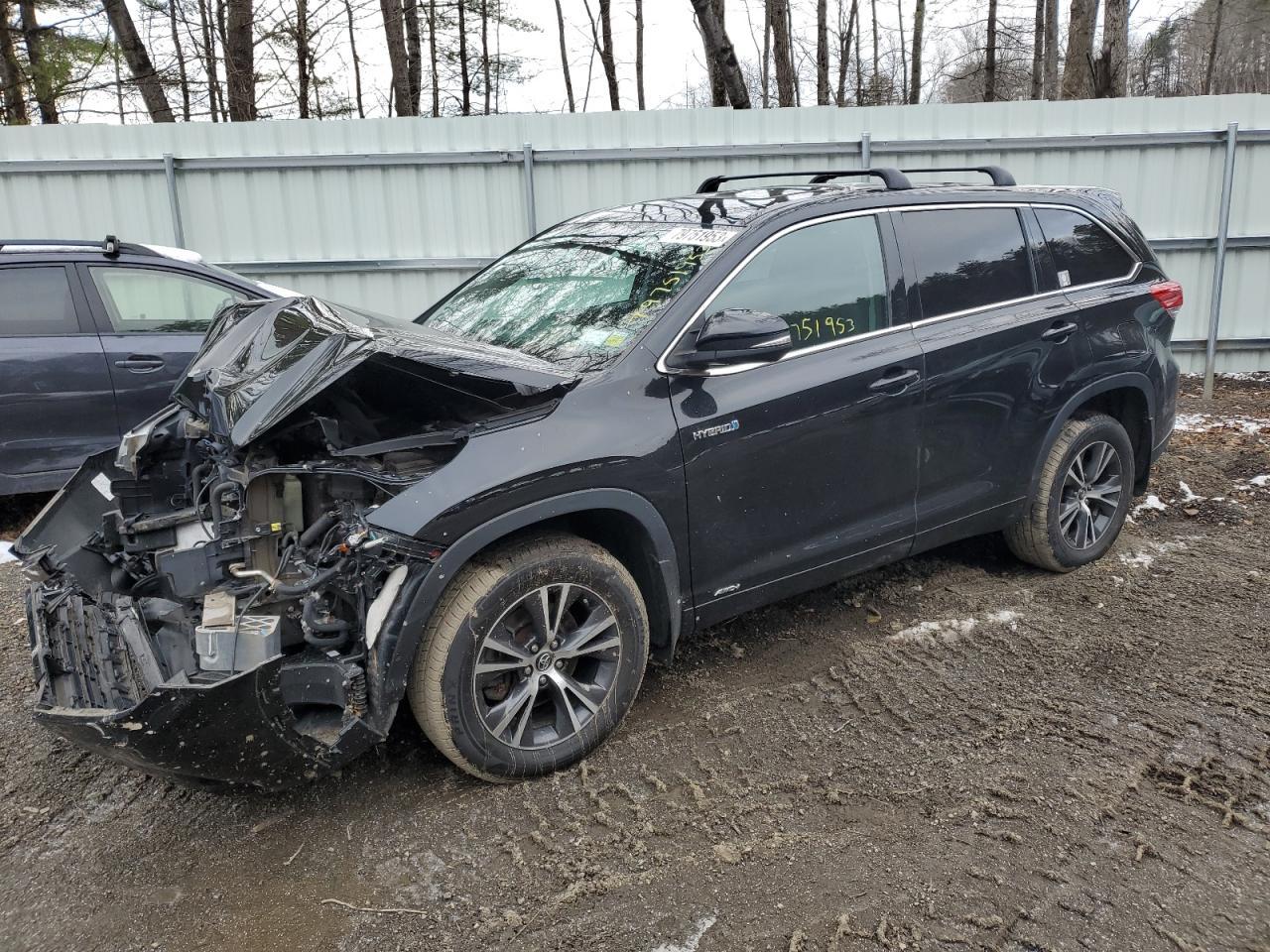 2018 TOYOTA HIGHLANDER car image