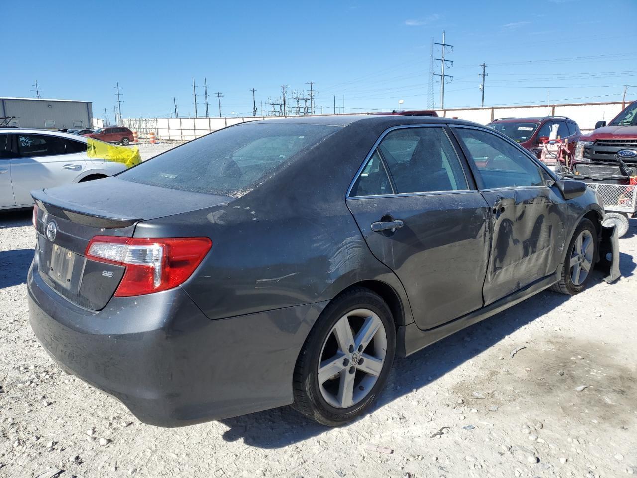 2012 TOYOTA CAMRY BASE - Фото 3