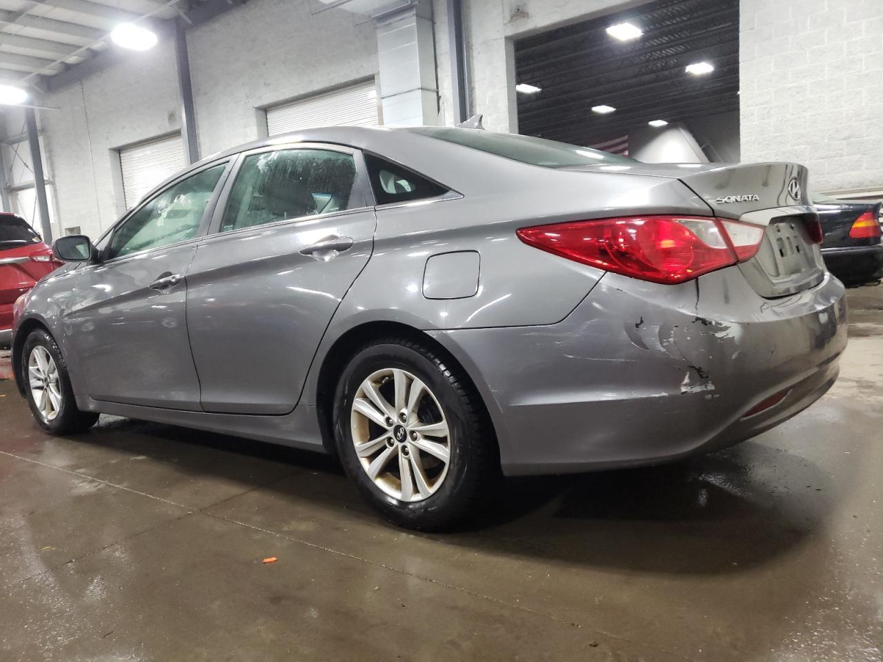 2013 HYUNDAI SONATA GLS - Фото 2
