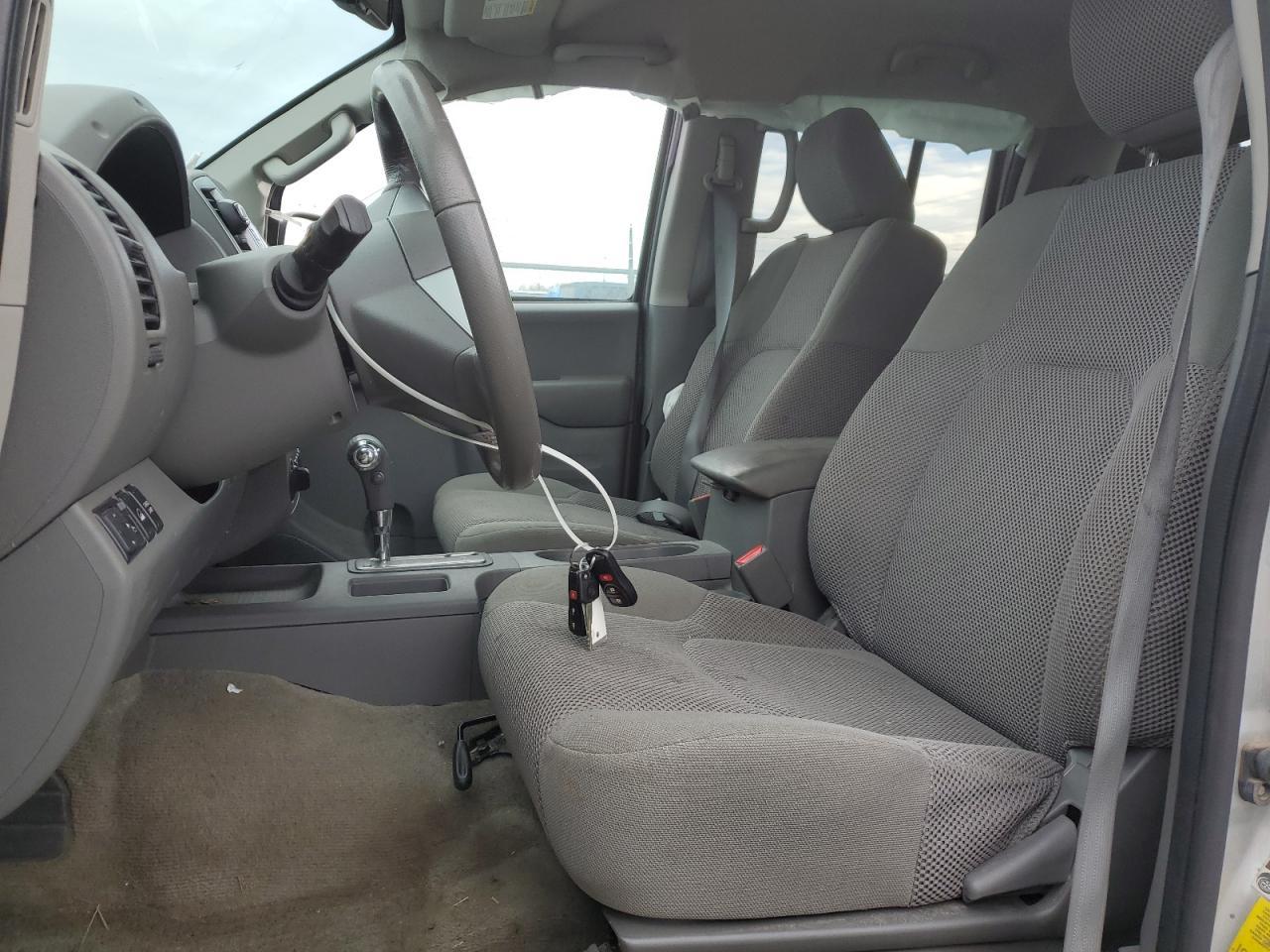 2016 NISSAN FRONTIER S - Фото 7