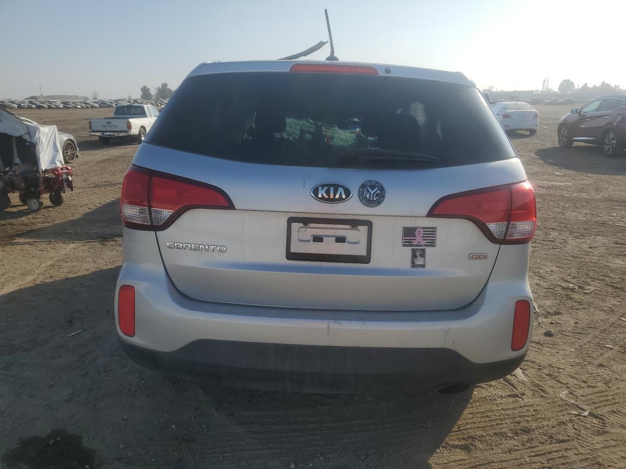 2014 KIA SORENTO LX - Фото 6