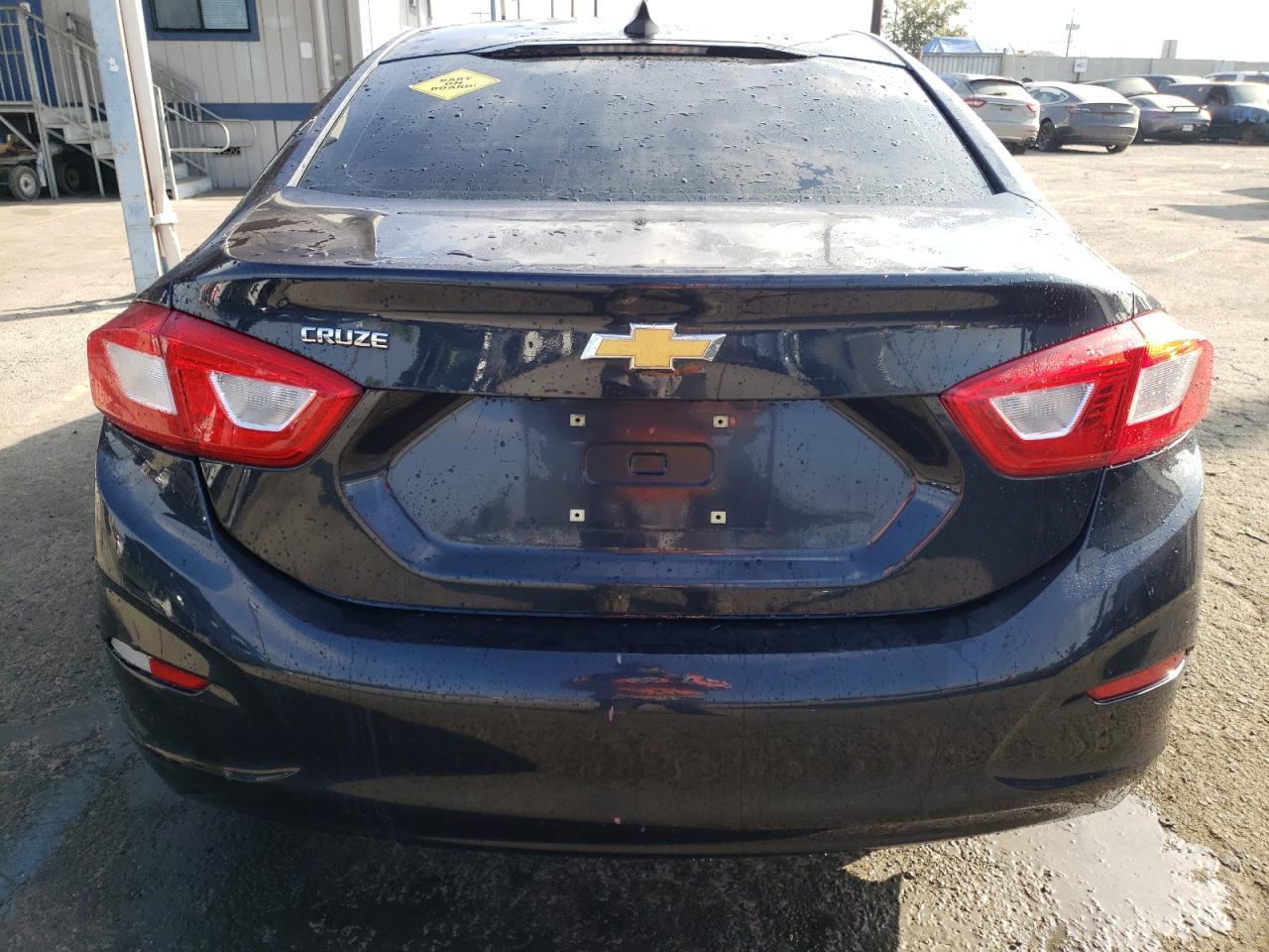 2016 CHEVROLET CRUZE LS - Image 6
