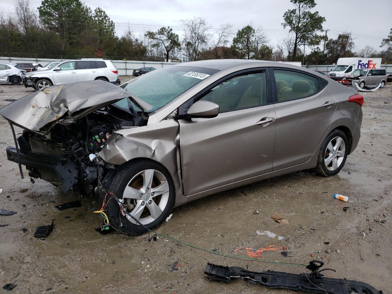 2013 HYUNDAI ELANTRA GL car image