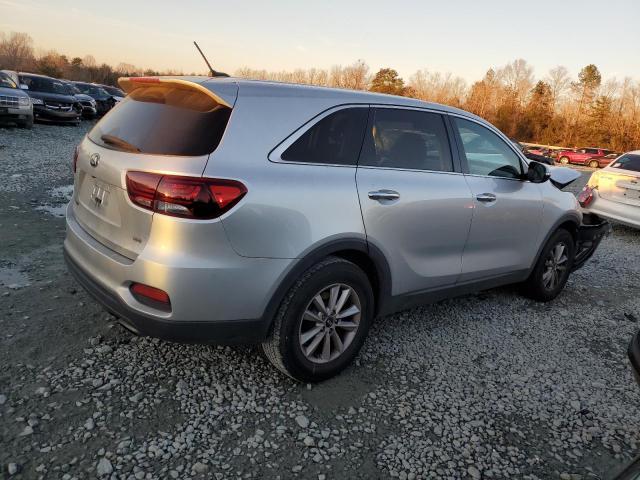 2019 Kia Sorento L - Image 3