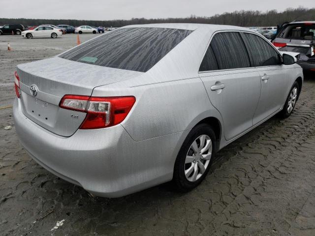 2012 Toyota Camry Base - Фото 3