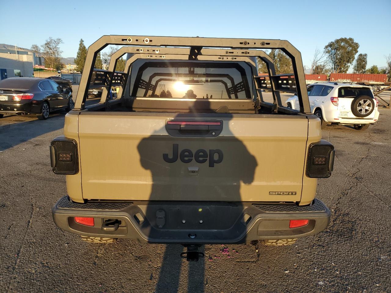 2020 JEEP GLADIATOR - Image 6
