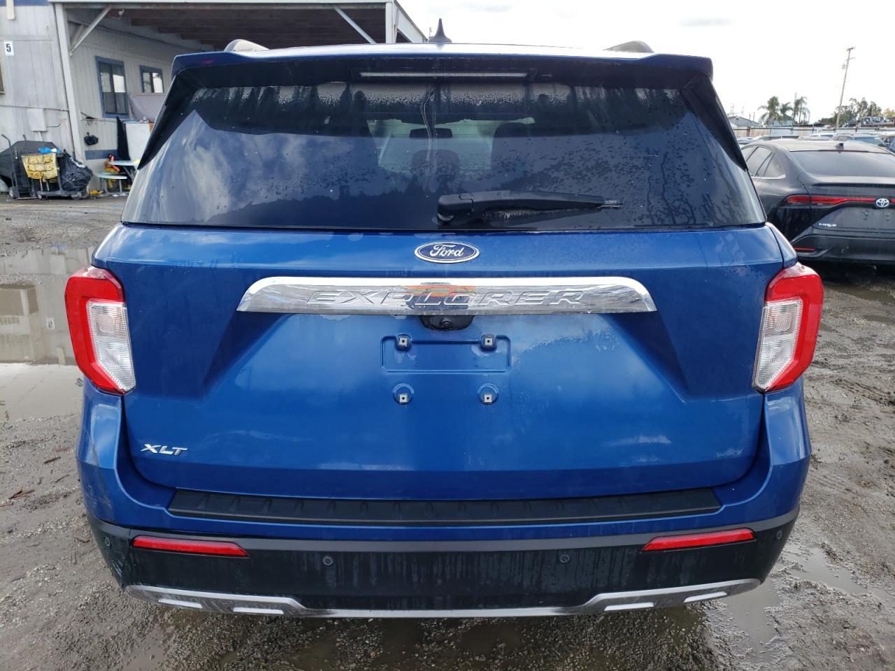 2022 FORD EXPLORER X - Фото 6